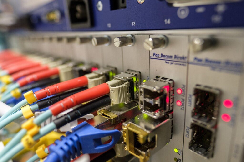 installing fiber optic cable