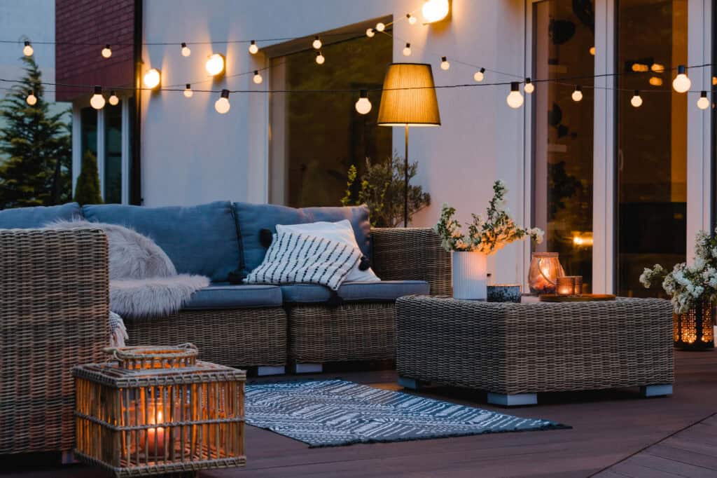 outdoor light installers